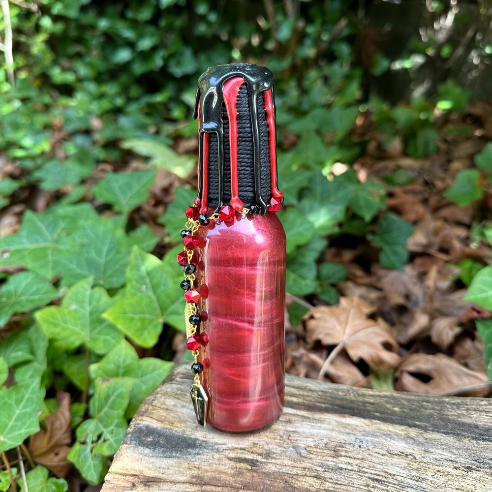 Vampire Drink Decorative Color Changing Potion Bottle Bookshelf Gothic Decor
