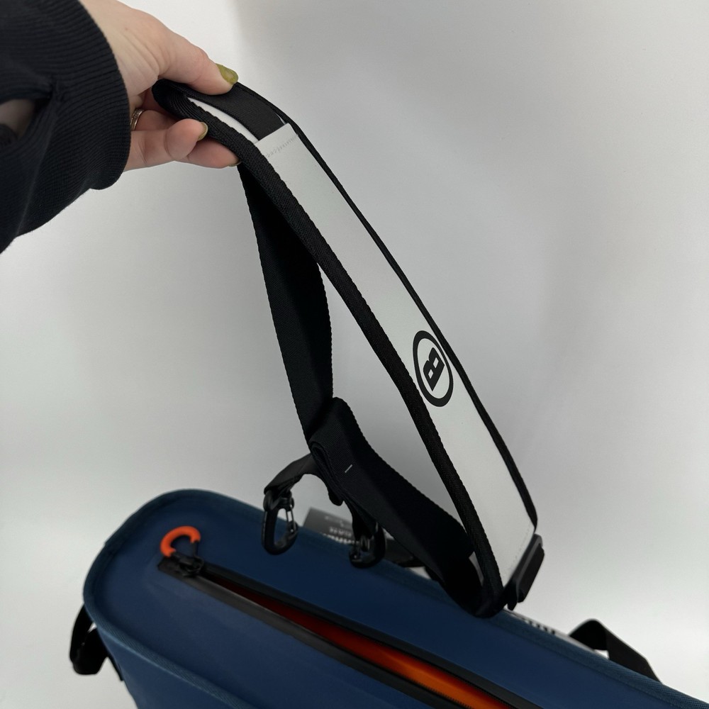 Bushnell 30 Can Soft Cooler Bag Dark Blue Waterproof Soft Side Floatable