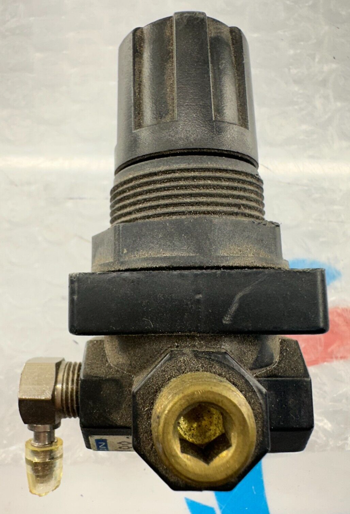 Wilkerson R00-02-000 Regulator