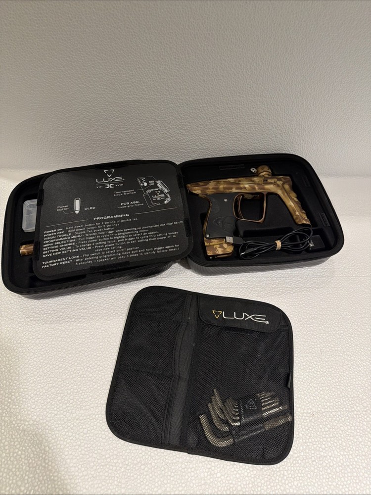 DLX-LUXEXGUN-TRIBUTEFORESTCAMO