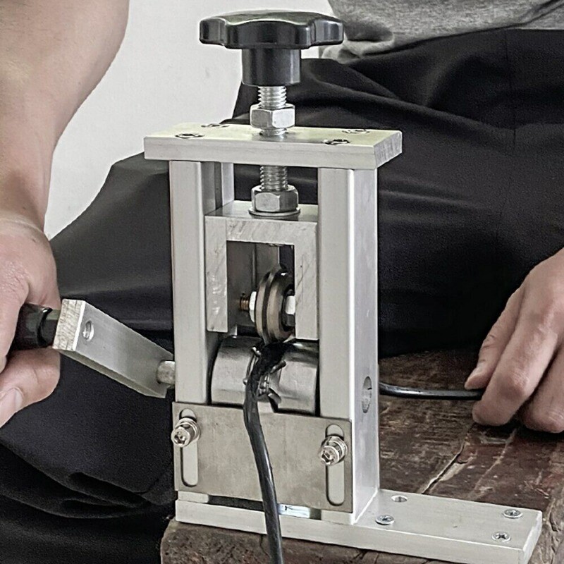 Electric Manual Scrap Wire Stripping Machine Scrap Copper Wire Stripping Machine