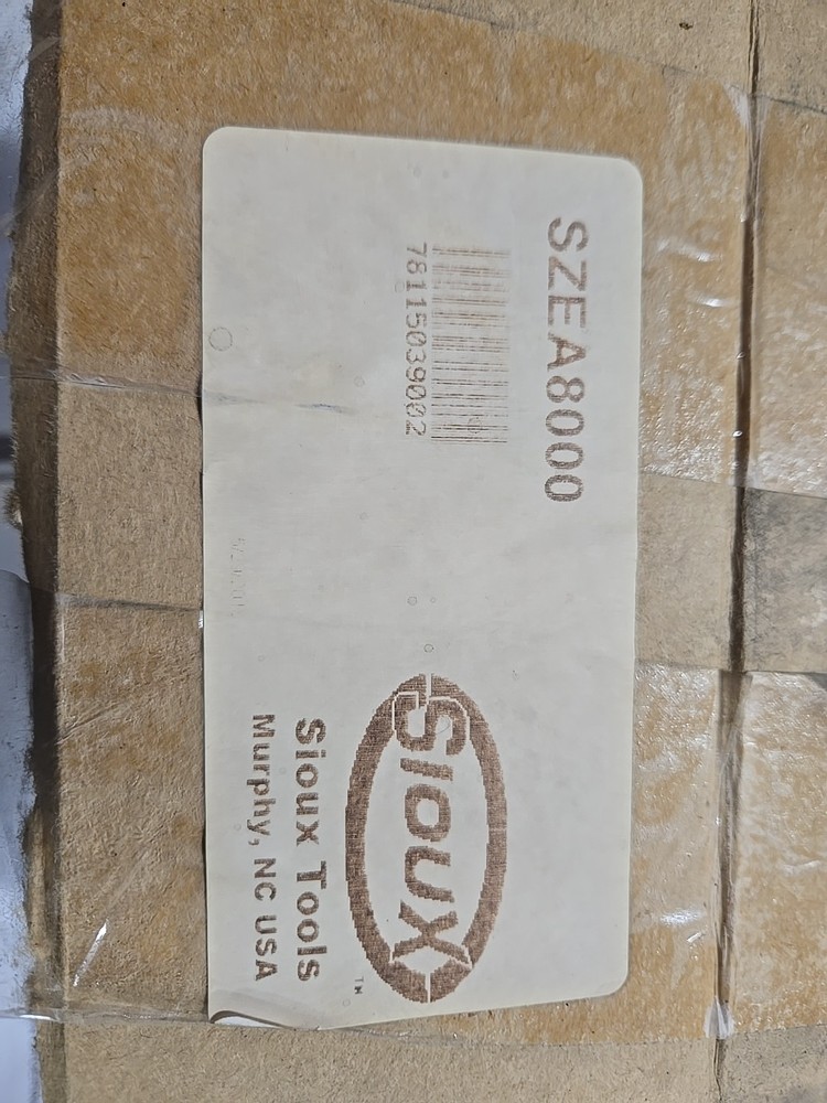 SIOUX Tools Compression Riveter SZEA8000 Max Force ( No Jaw ) Tool Only