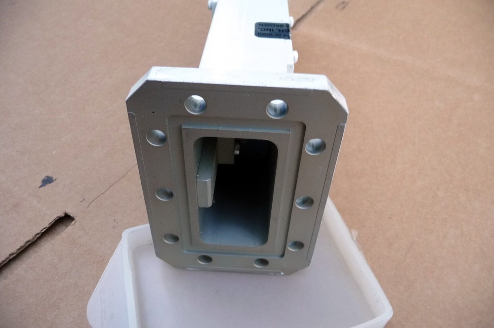 MAXTECH LCA-4045 LNB C BAND 3.7 - 4.4GHZ