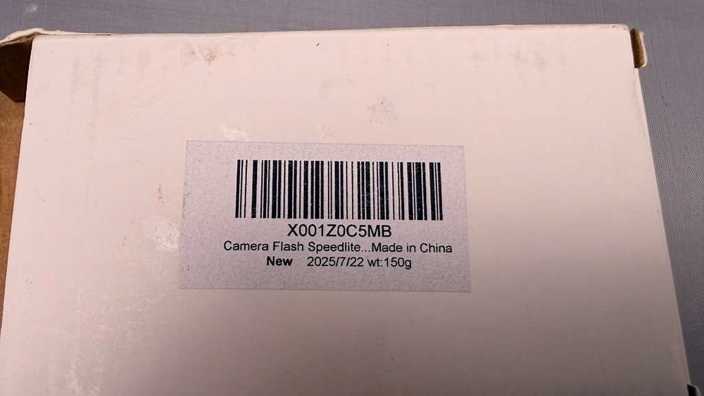 Universal Flash Speedlite Bracket Type E - Cold Shoe Mount with Umbrella Socket