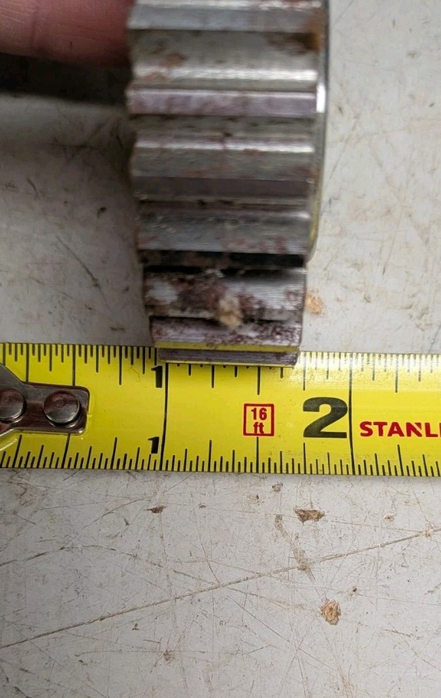 1-17213-026, 26 Tooth Gear surface rust