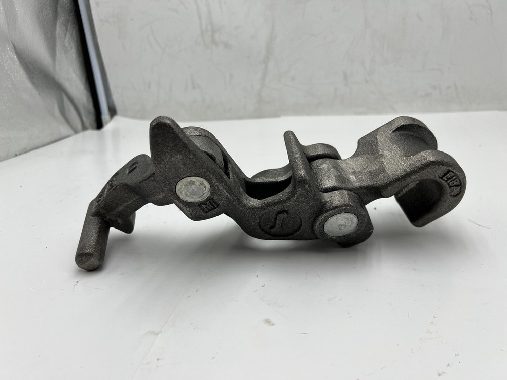 Locomotive Train Coupler E20A E7B E18A MI Gray
