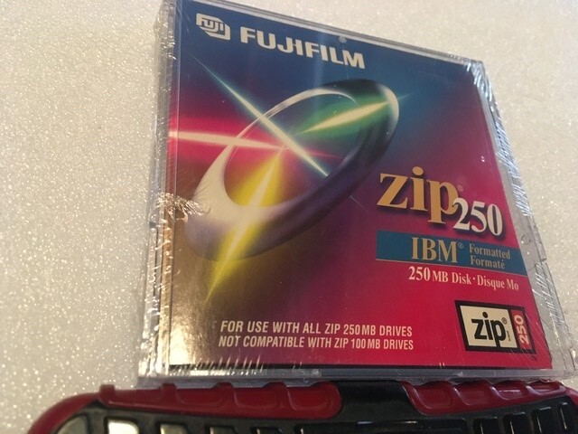 Fujifilm 250 MB Zip Disk IBM Formatted
