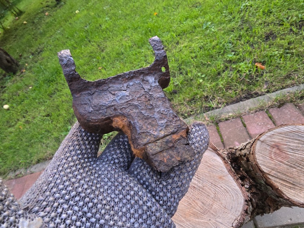WW2 Accessories MP from the German bunker relic.