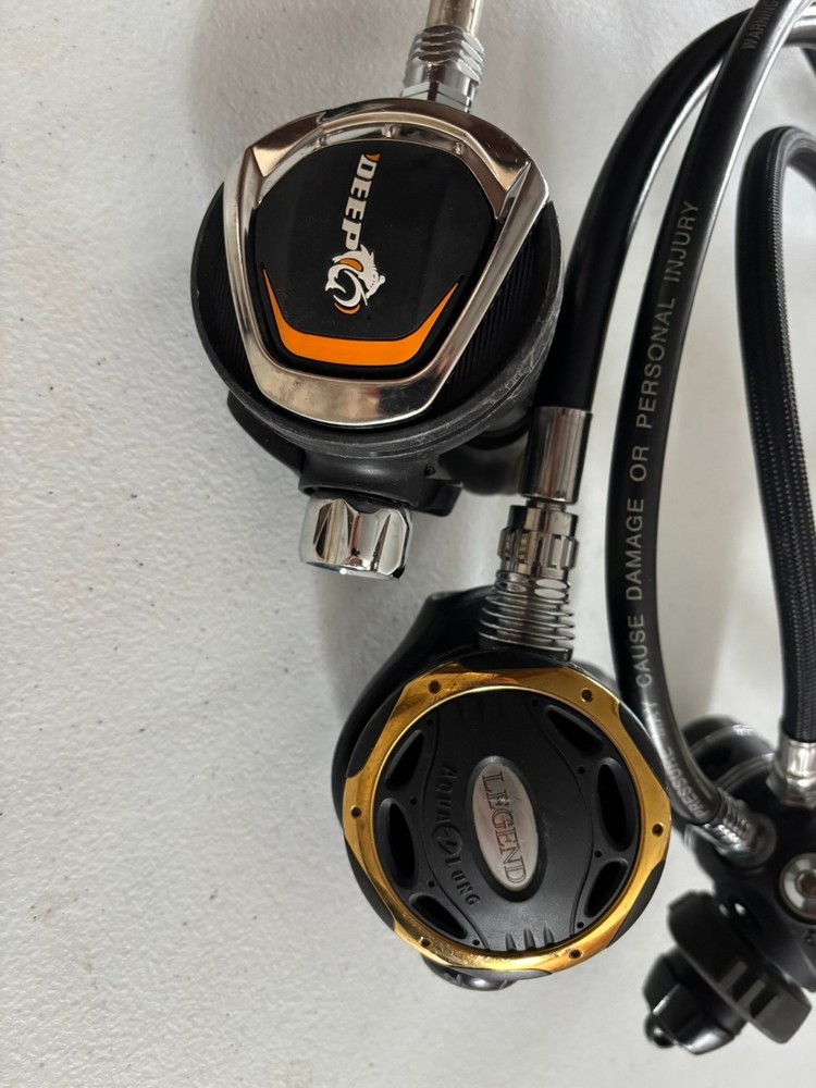 Aqualung legend deep 6 regulator set
