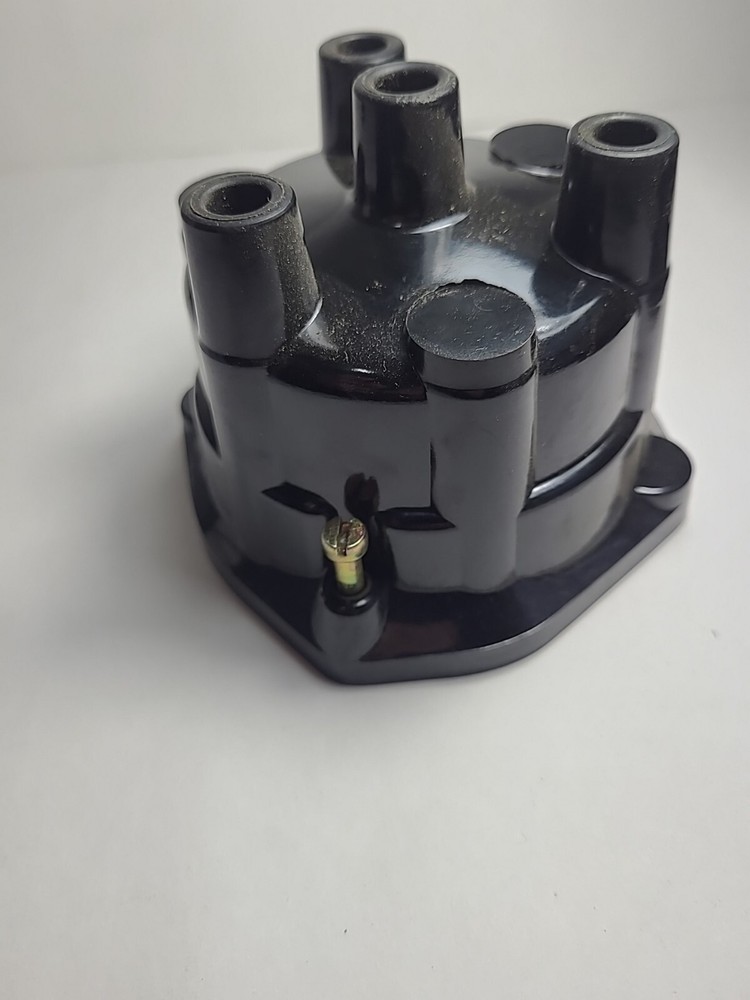 Replacement 1035263M1 Distributor Cap Fits Massey Ferguson