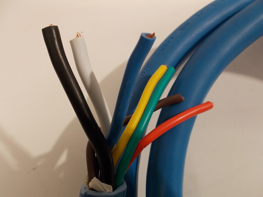 Arctic Blue 7 Way Trailer RV Cord- Cold Weather Wire- Double Contact Plug 12ft