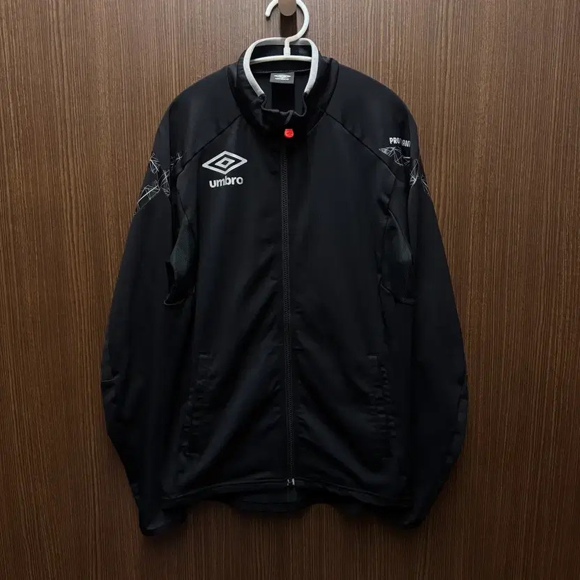 Umbro L Training Zip-up L Official