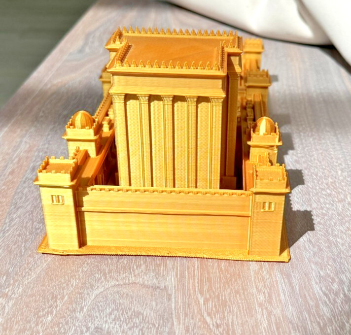 3D Printed Bais Hamikdash display piece - Second Temple - Gold