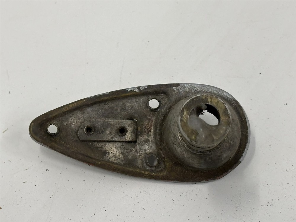 Luscombe Model 8 Grimes Model E NAV Navigation Wing Tip Light Retainer Base