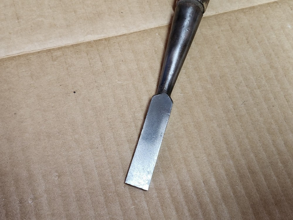 Vintage DE 9/16" Socket Chisel