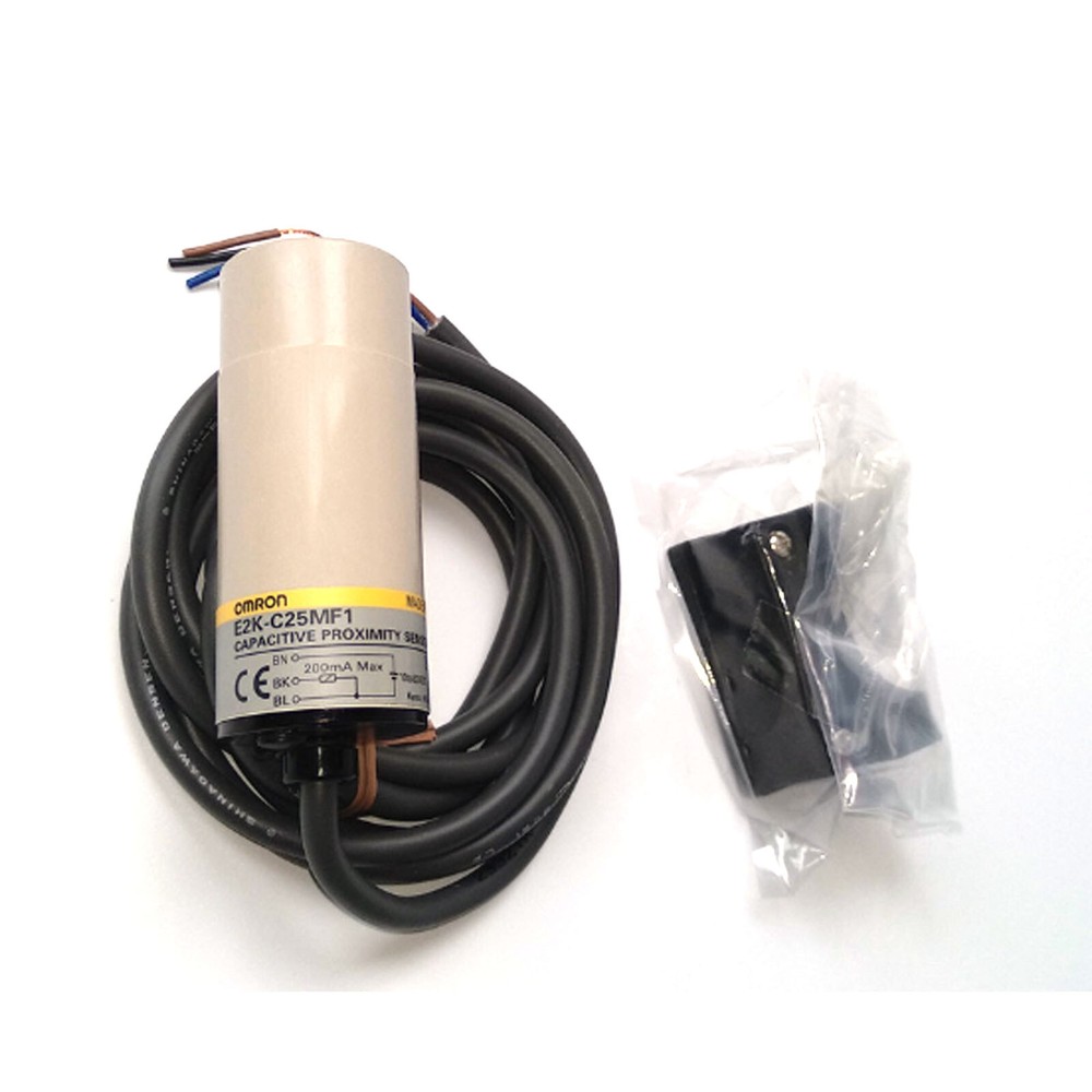 New in Box OMRON E2K-C25MF1 Photoelectric Switch