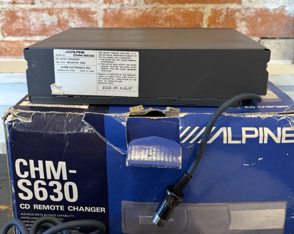 Alpine CHM-S630 6 CD DISC Changer W/ Instructions, Original Box, Wiring READ!￼