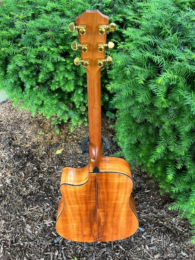 Taylor 710ce Acoustic Guitar (KOA)