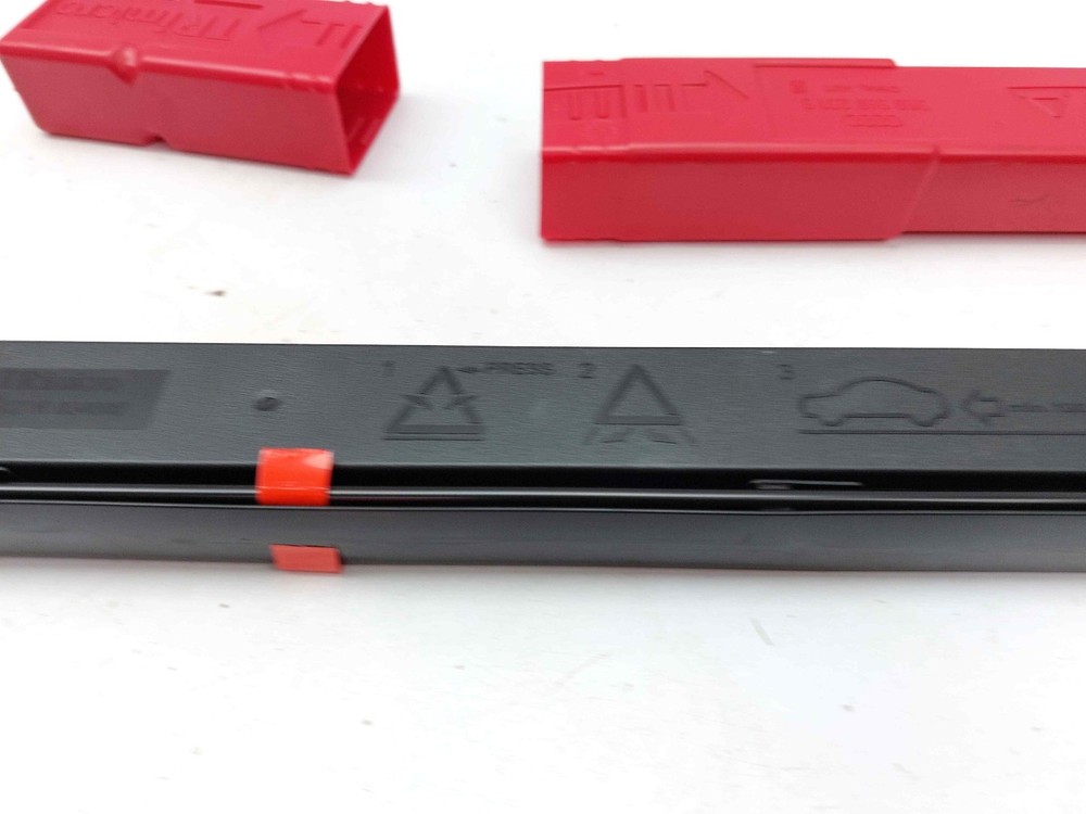 AUDI A4 B9 HAZARD WARNING TRIANGLE 2022