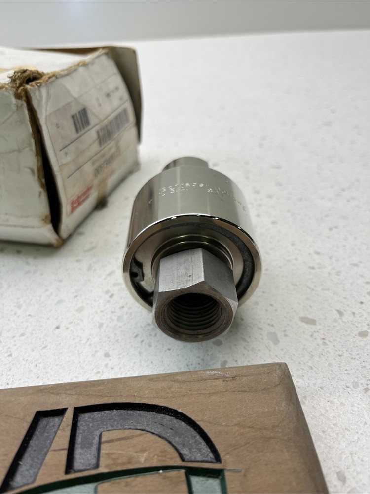 Schrader Bellows 834 Rotating Joint 1/2NPT
