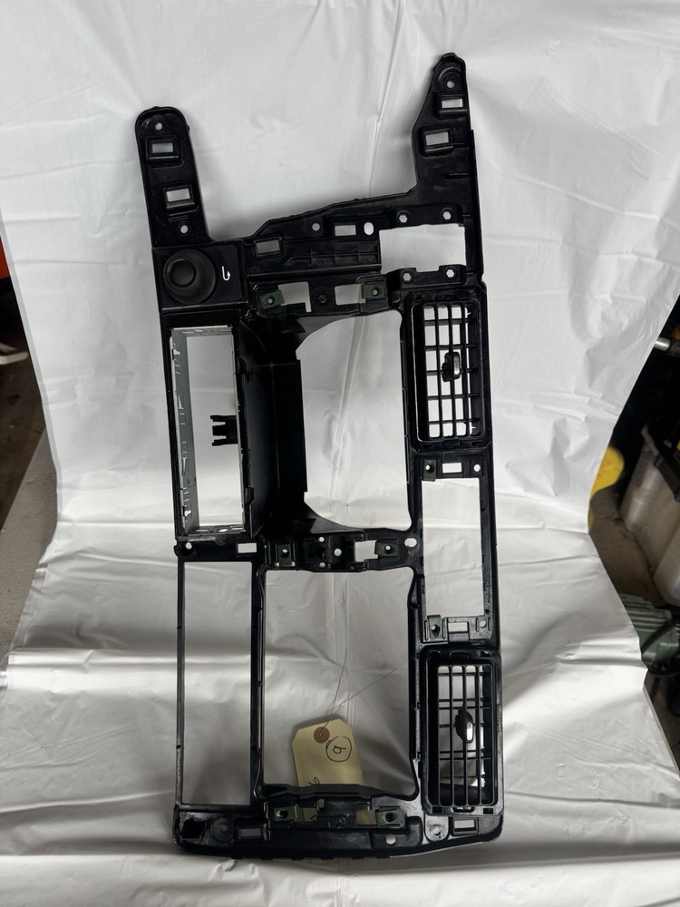 PACCAR Kenworth Peterbilt Dash Panel Frame S77-1039 OEM Dashboard Bezel