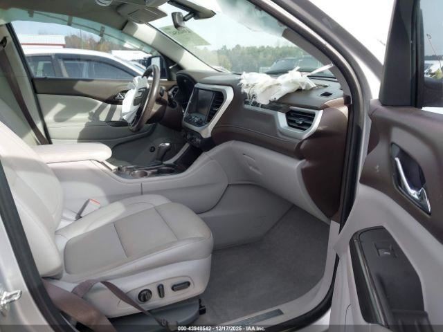 ACADIA 2018 Glove Box 4948730