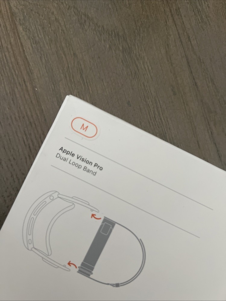 Apple Vision Pro Dual Loop Band, Headset Strap Only (Size M), MVJ63LL/A