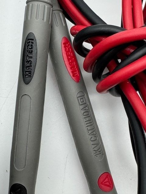 Jameco MS8226T TRUE RMS Multimeter Auto Range DMM Capacitance Temperature Meter