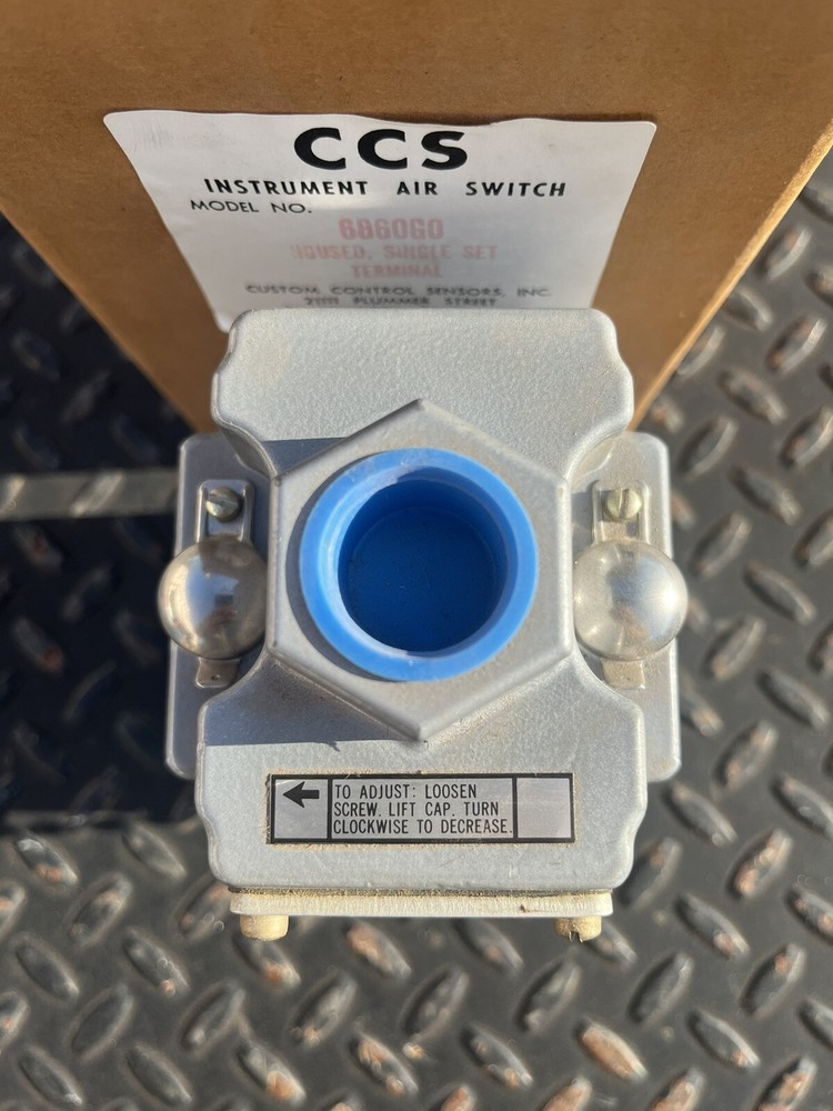 Instrument Air Switch Model 6860G0