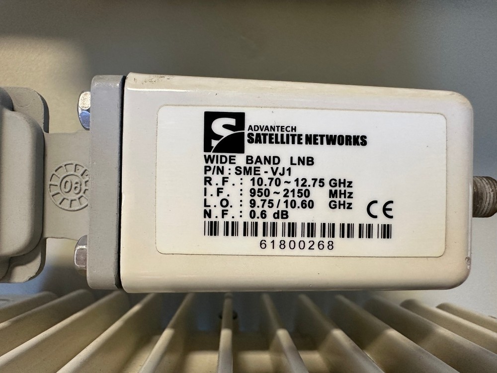 Advantech Satellite Networks / Low-Noise Block downconverter