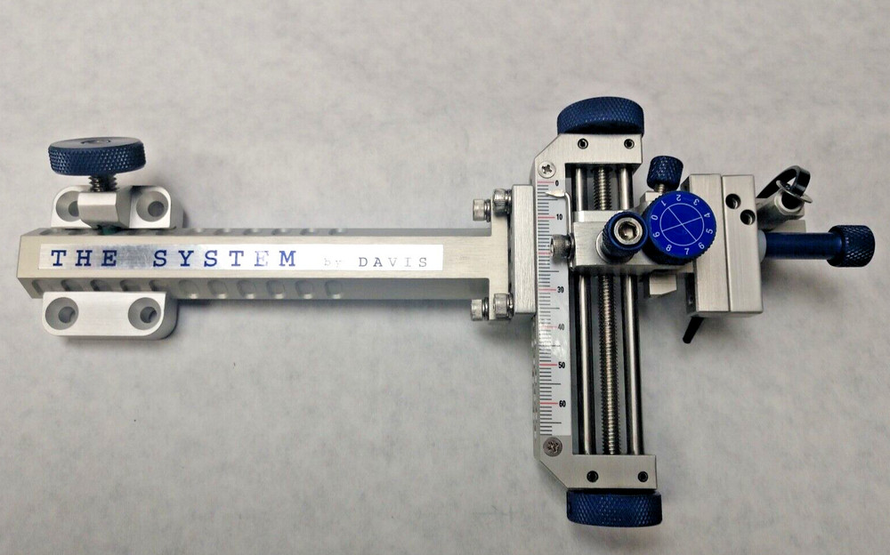 4" DAVIS TARGET SIGHT-Single knob mount -5.75" ext-Silver/Blue Knobs