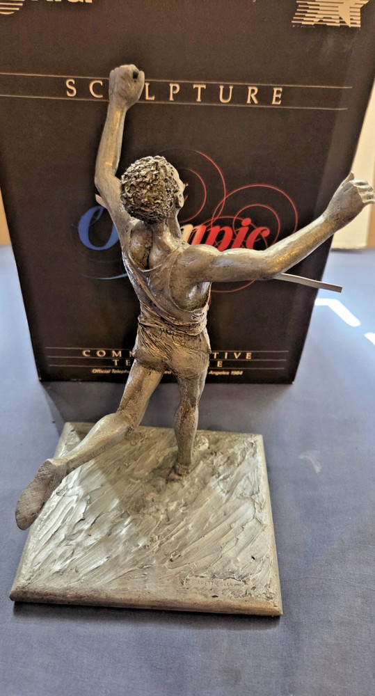 AT&T Olympic Sculpture Telephone Runner