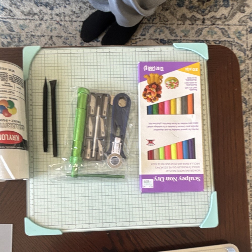 Complete clay set for clay figures