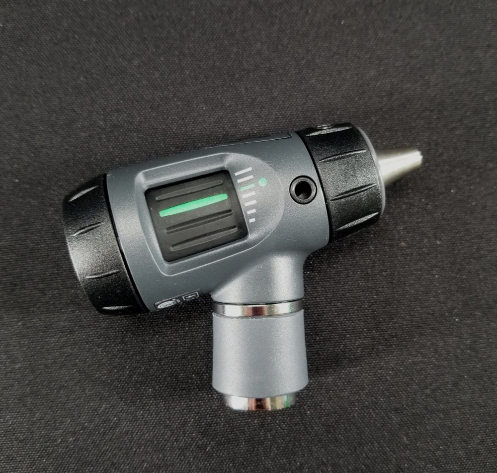 Welch Allyn Macroview Set with Ophthalmscope and Plugin Handle
