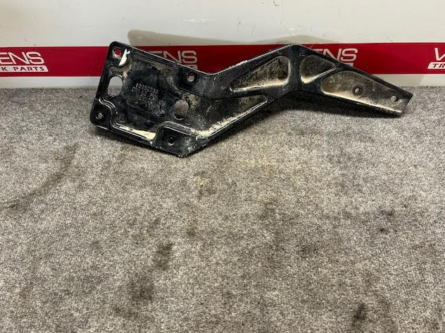 KENWORTH N85-6191 SUPPORT-FENDER,QUARTER