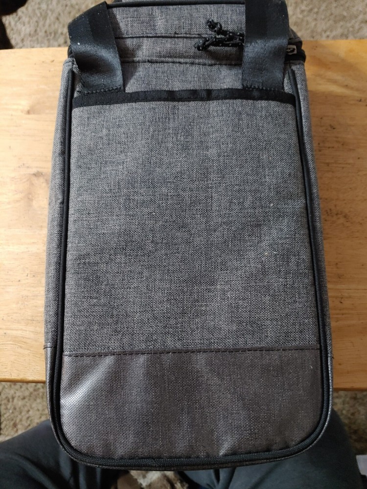 Igloo 8 can stay cool soft cooler bag, new