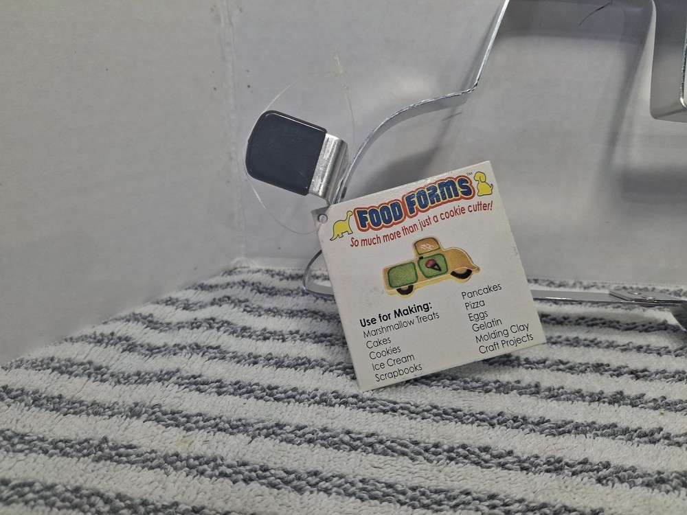 PANCAKE EGGS CAKES TRUCK SHAPED FOOD FORMS