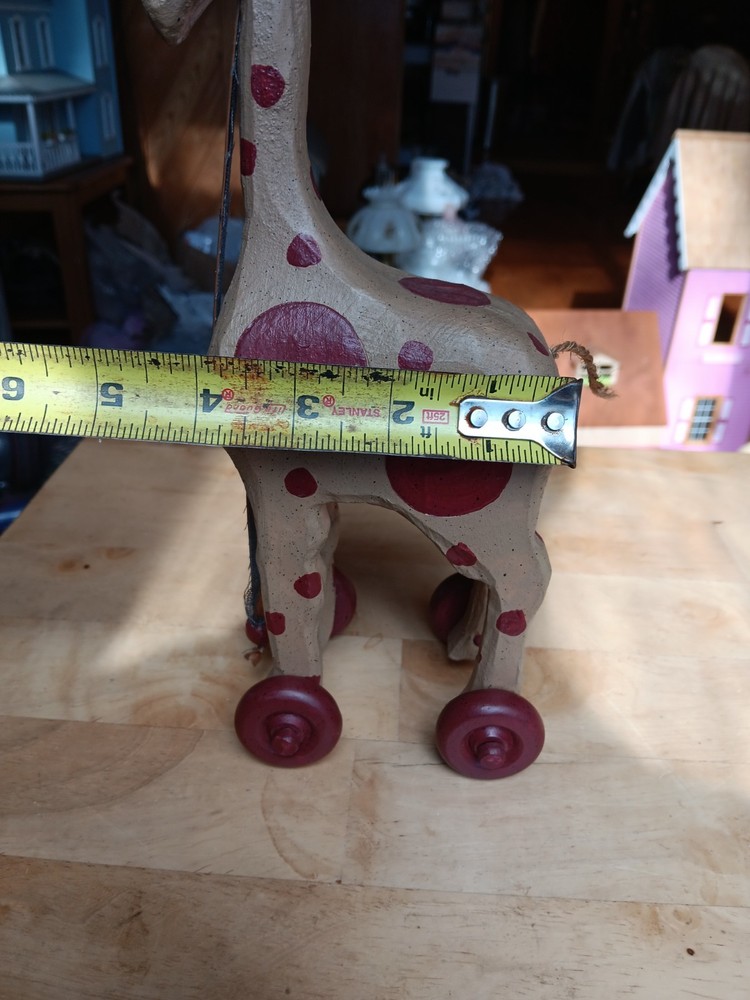 VTG WOODEN GIRAFFE PULL TOY. 1129