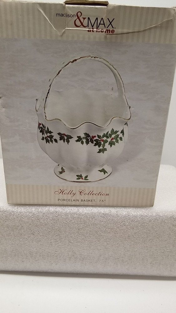 MADISON & MAX HOLLY PORCELAIN BASKET