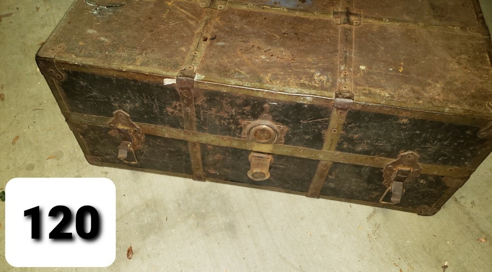 vintage antique steamer trunk Metal