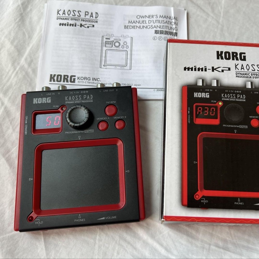 KORG KAOSS PAD mini-KP Dynamic Multi-Effect Processor with Sampling