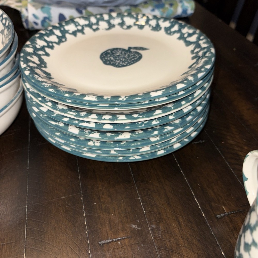 34 pc vintage dinnerware set is the Tienshan "Folk Craft Apple" pattern