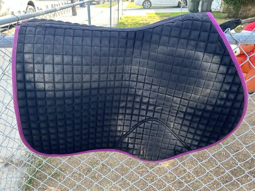 Lemieux Suede Saddle Pad. Plum Large CC Shape