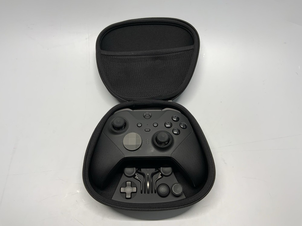 Xbox Elite Controller Series 2 With Carrying Case NO CORD