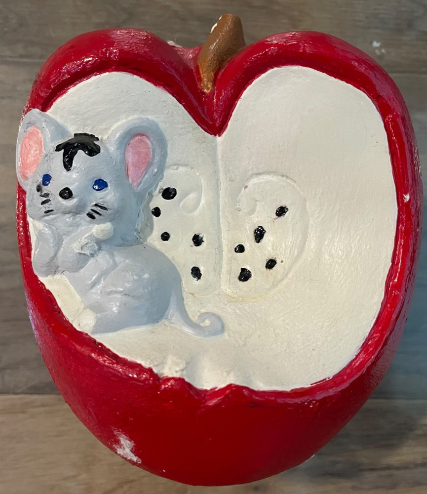 Handpainted Heavyweight Plaster Mouse in Apple