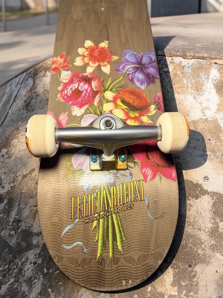 Monarch Project Leticia Bufoni Complete Skateboard Multicolor Art Theme