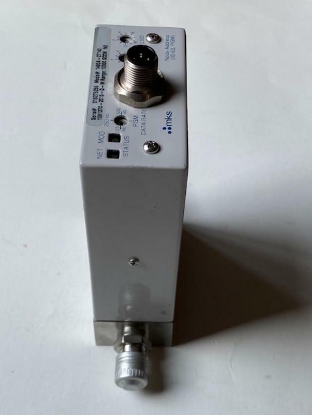 MKS 1482A MASS FLOW CONTROLLER GAS N2 RANGE 10000 SCCM