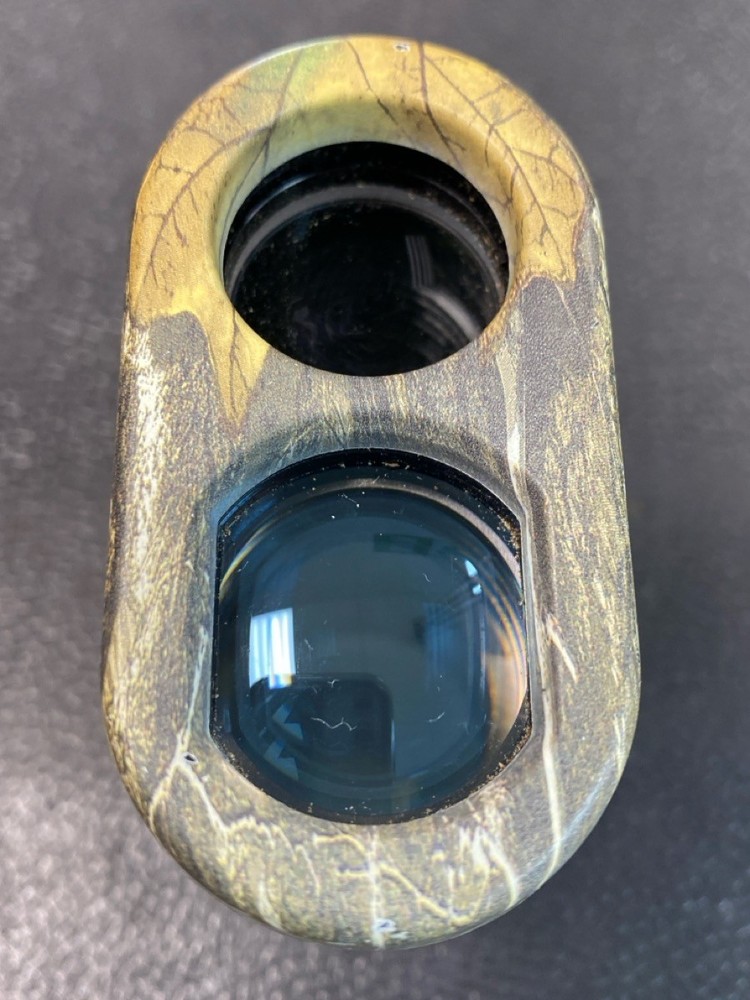 BUSHNELL BONE COLLECTOR RANGE FINDER (PD7015787)