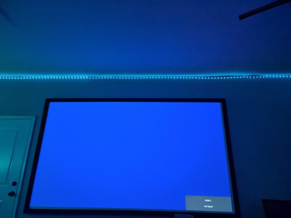Fixed Frame Wall Mountable Projection Screen 16:9 Black White