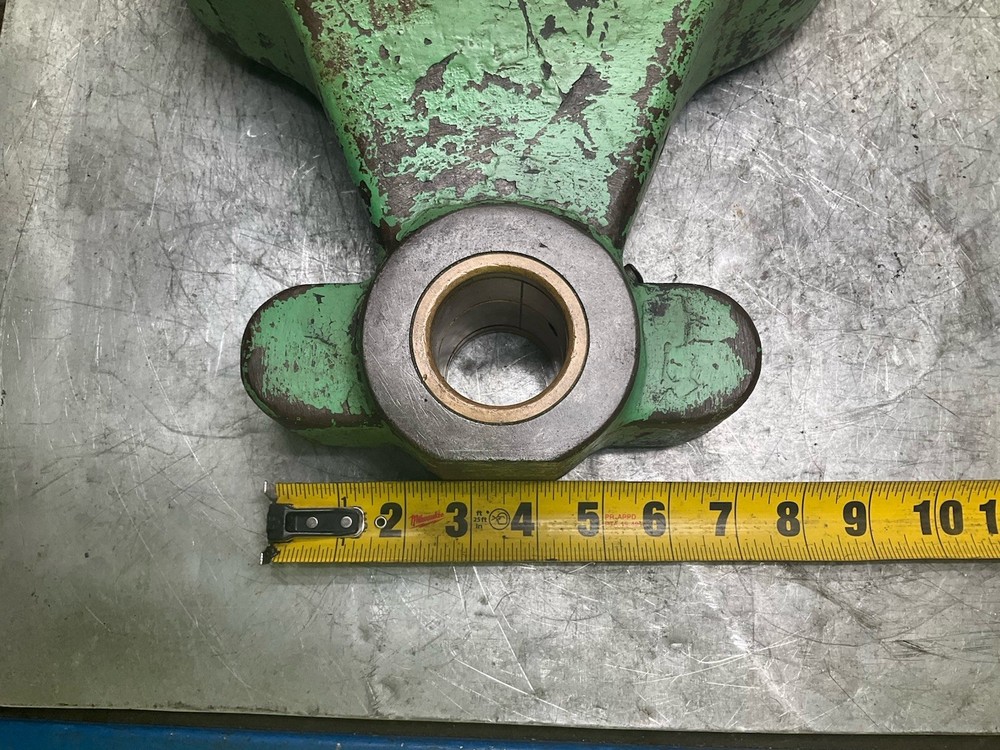 Horizontal Milling Machine Overarm Support